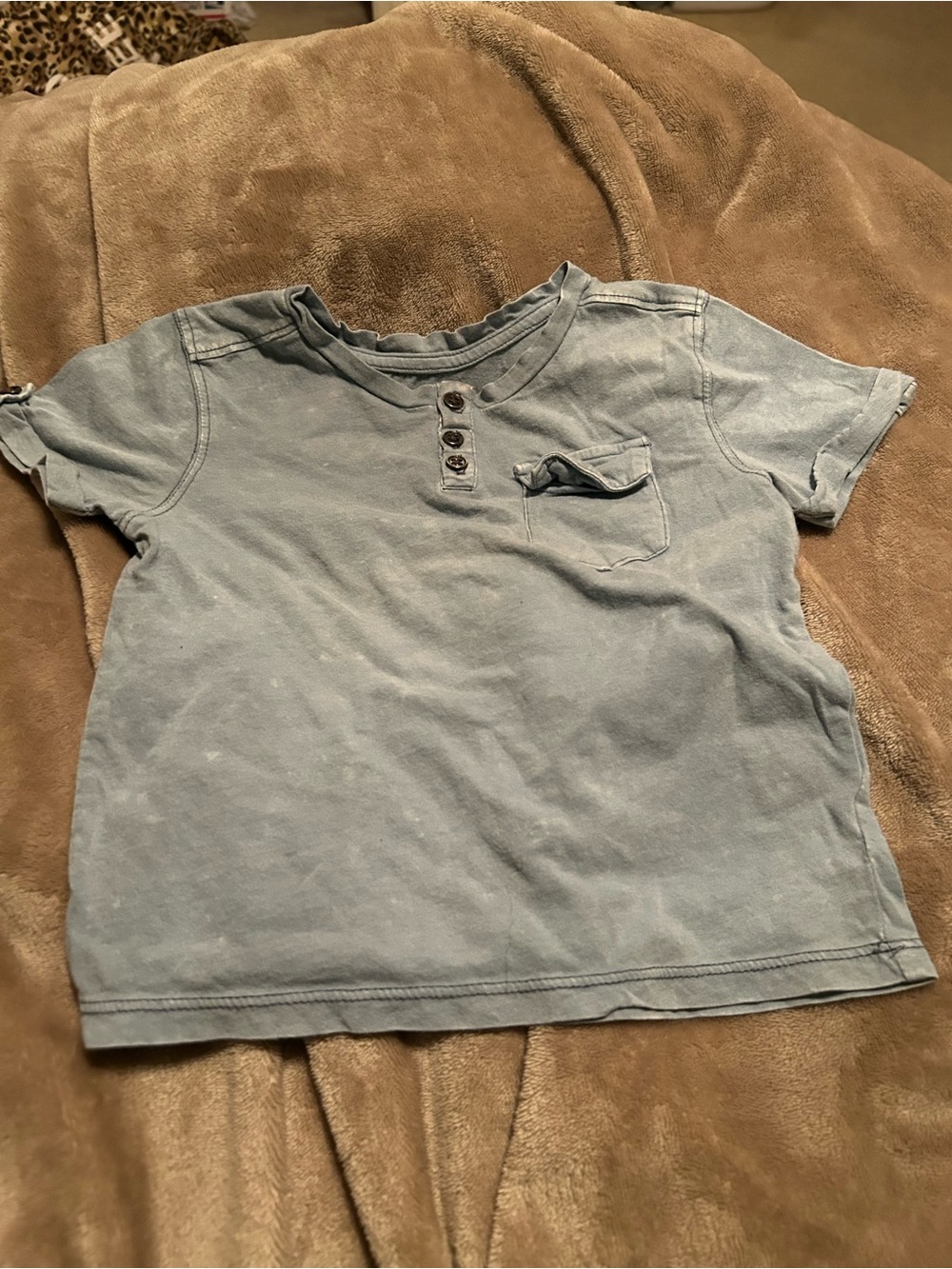 Afton Street size 18 months Kids Short-Sleeve Henley Tee in Washed Blue